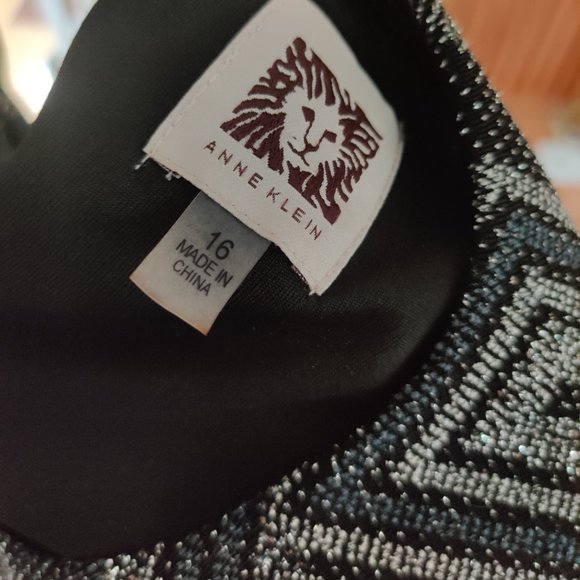 Anne Klein Dress - Picture 4 of 4